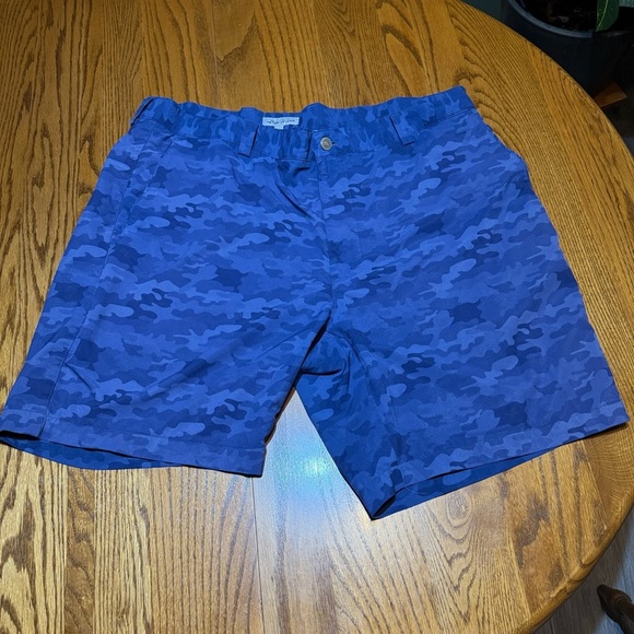 Peter Millar Shorts Size 38 - Picture 1 of 3